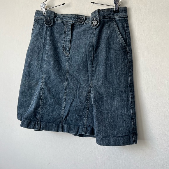 Denim skirt Sz 14 blue dark wash stretch flared zip W Work to Weekend tabs. - Picture 2 of 13